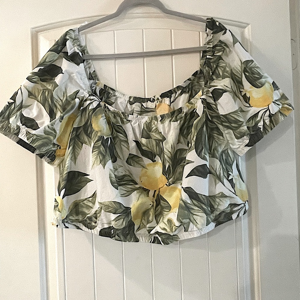 H&M Summer Print Crop Top
